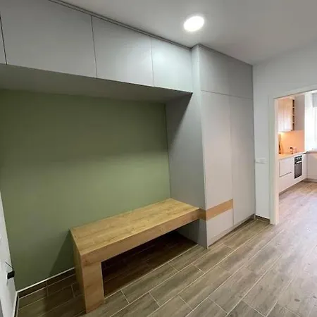 Minimalist 5 Brasov