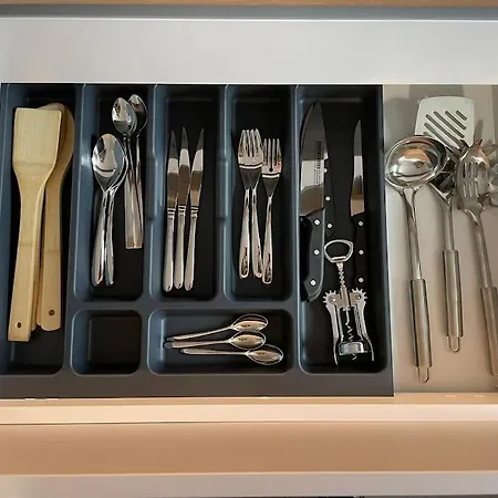 Apartment Minimalist 5 *